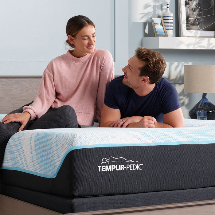 Tempur-Pedic LuxeBreeze Firm 13" Mattress