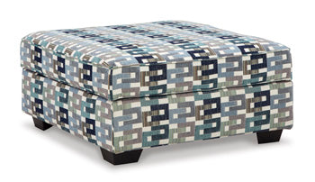 Valerano Ottoman With Storage