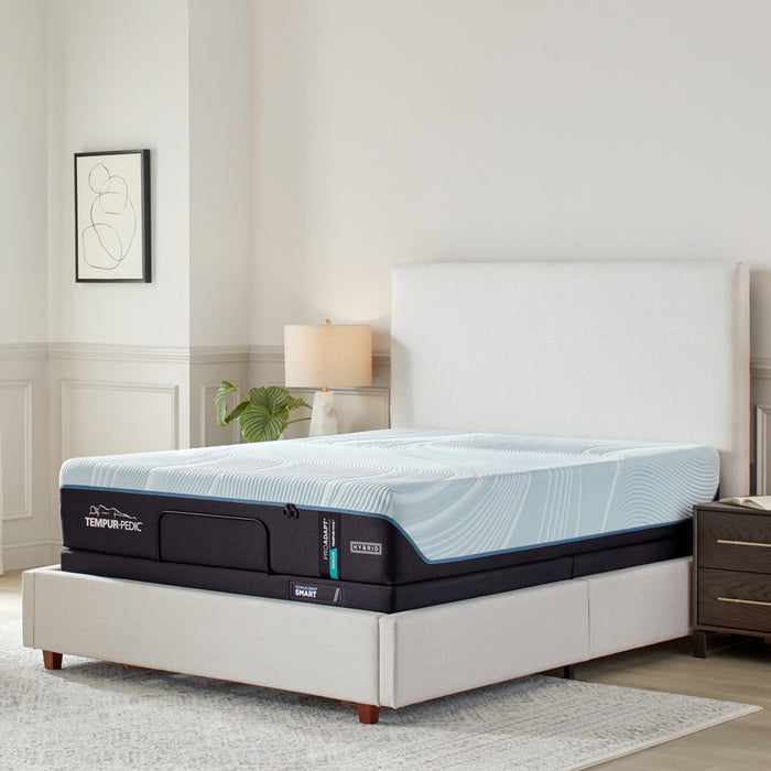 Tempur-Pedic ProAdapt  Medium Hybrid 12" Mattress