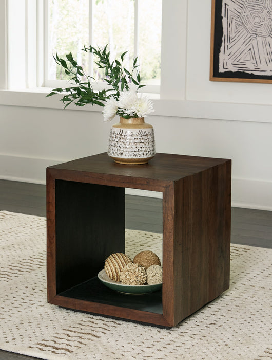 Hensington End Table - LasVegasFurnitureOnline.com